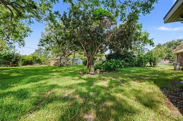 13229 Rene Circle Circle, Santa Fe, TX 77510