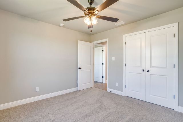 311 Poinsetta Drive, Palmer, TX 75152