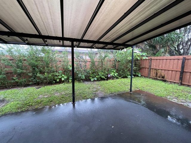 975 NE 40th Street A, Oakland Park, FL 33334