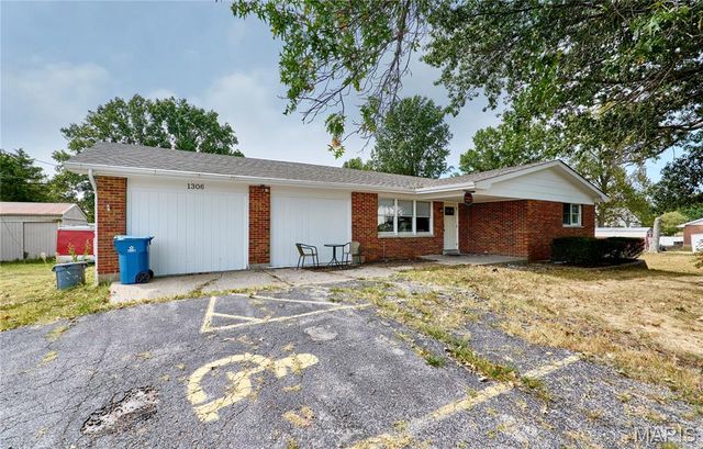 1306 Feise Road, O'fallon, MO 63368
