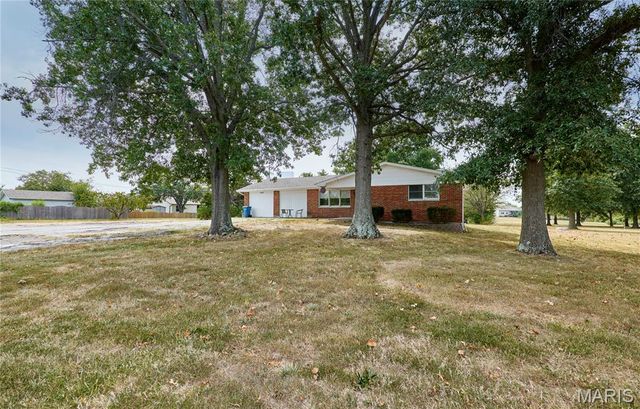 1306 Feise Road, O'fallon, MO 63368