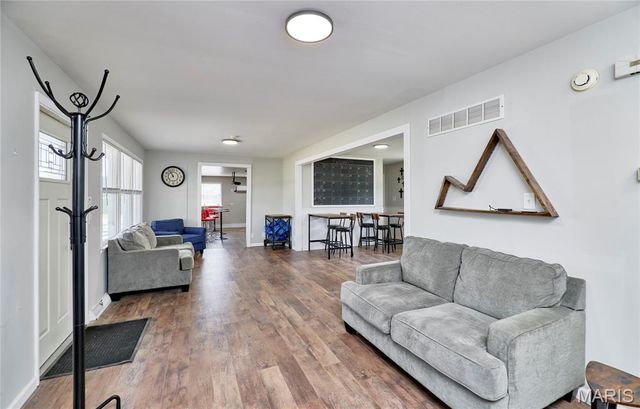 1306 Feise Road, O'fallon, MO 63368