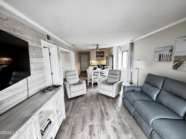 40 Folly Field Rd Apt A17, Hilton Head Island, SC 29928