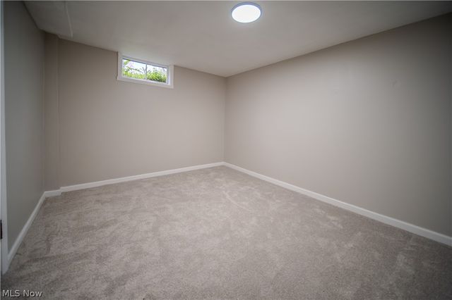 1986 Liberty Road, Stow, OH 44224