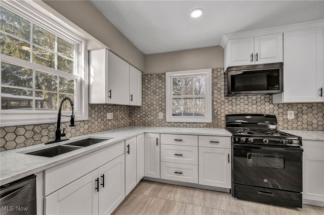 3631 Washington Boulevard, Cleveland Heights, OH 44118