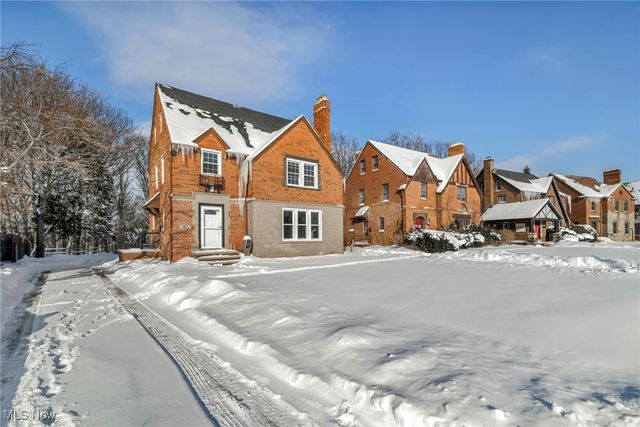 3631 Washington Boulevard, Cleveland Heights, OH 44118