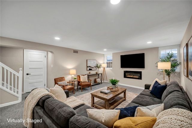 3631 Washington Boulevard, Cleveland Heights, OH 44118