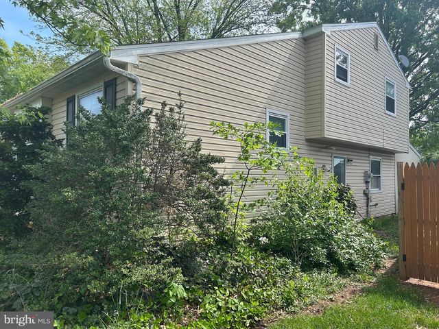 345 WISTERIA AVE, Reading, PA 19606