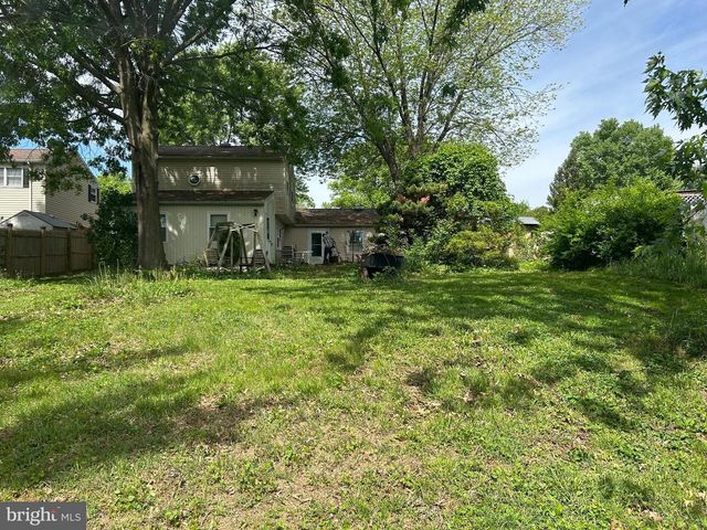 345 WISTERIA AVE, Reading, PA 19606