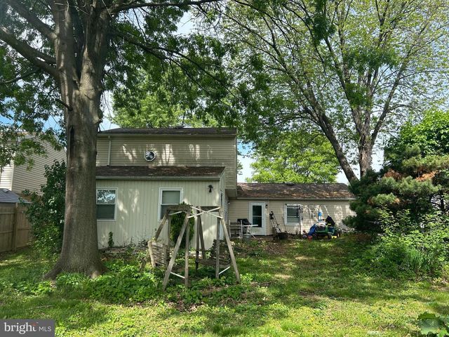 345 WISTERIA AVE, Reading, PA 19606