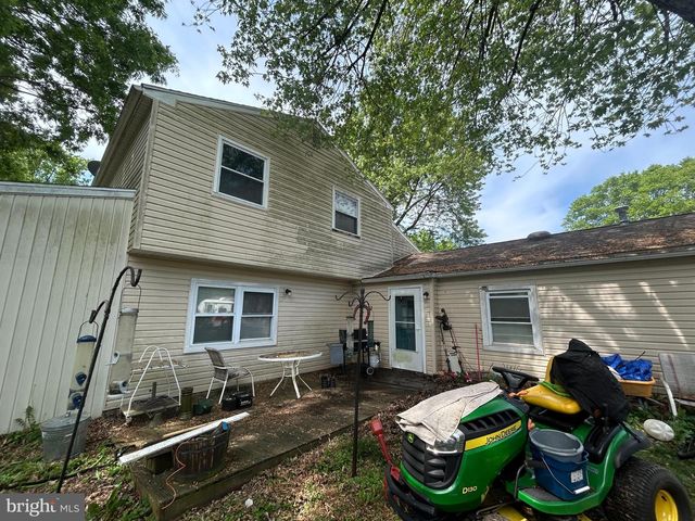 345 WISTERIA AVE, Reading, PA 19606