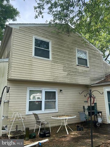 345 WISTERIA AVE, Reading, PA 19606