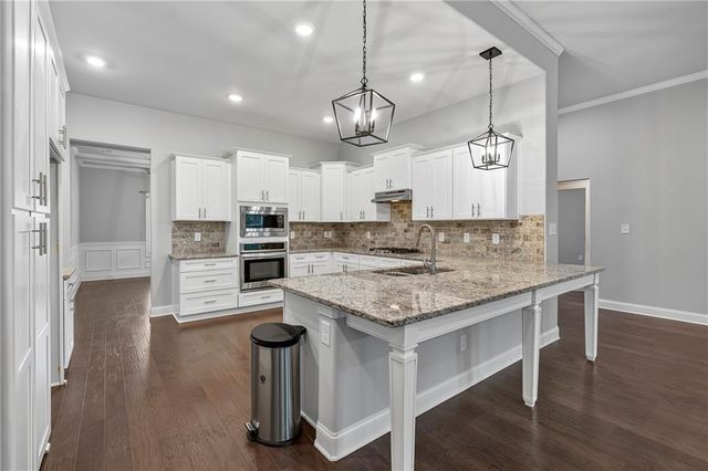 101 Chorley Run, Ellenwood, GA 30294