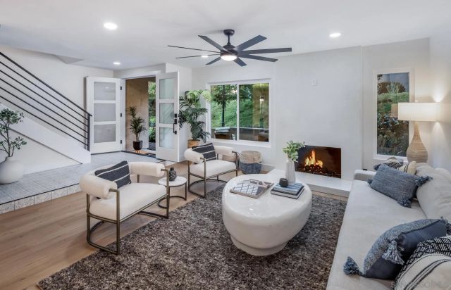 1986 Azure Way, Encinitas, CA 92024