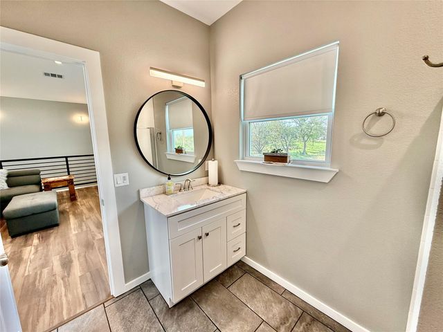 618 Hill ST, Burnet, TX 78611