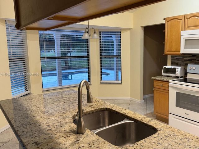 5400 NW Emblem St, Port St. Lucie, FL 34983