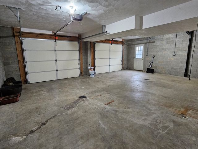 519 Sawmill Rd, Unity Twp, PA 15601