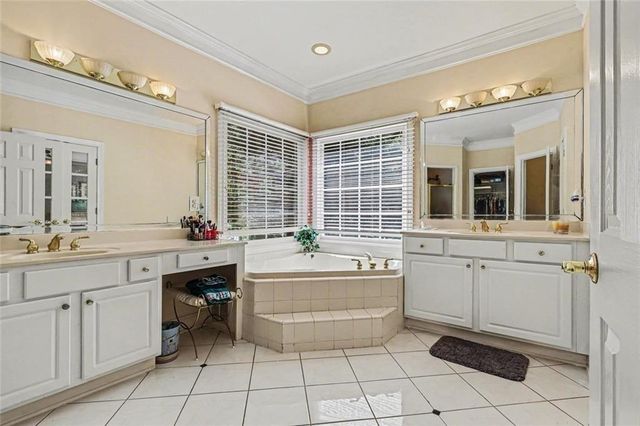 1687 Niskey Lake SW, Atlanta, GA 30331
