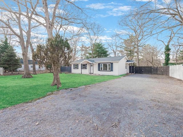 38 Midland Avenue, Mastic, NY 11950