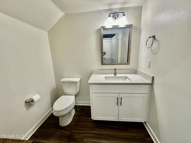 139 Farmhouse Drive 6, Simi Valley, CA 93065