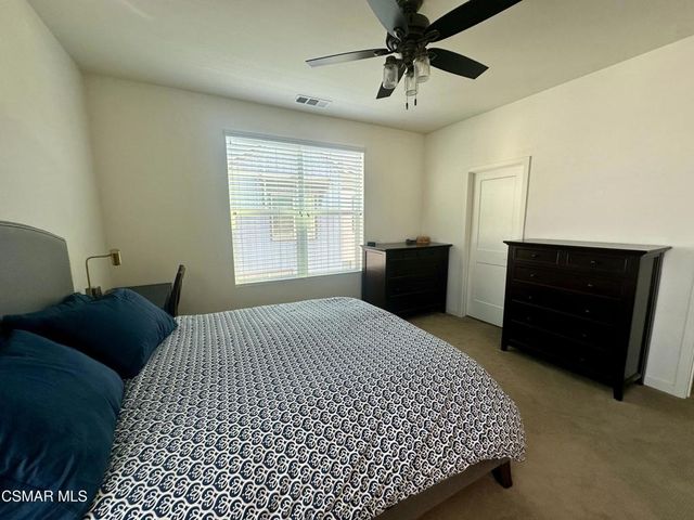 139 Farmhouse Drive 6, Simi Valley, CA 93065