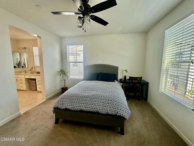 139 Farmhouse Drive 6, Simi Valley, CA 93065