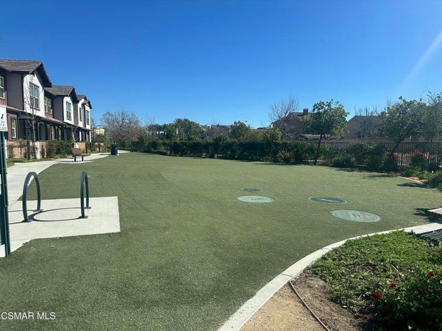 139 Farmhouse Drive 6, Simi Valley, CA 93065