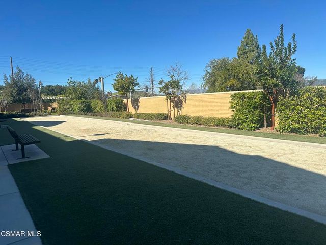 139 Farmhouse Drive 6, Simi Valley, CA 93065