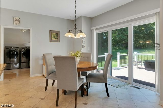6 Sabine Ln, Hardyston Twp., NJ 07416