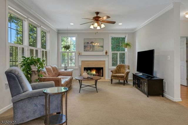 6 Sabine Ln, Hardyston Twp., NJ 07416