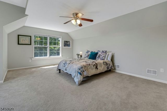6 Sabine Ln, Hardyston Twp., NJ 07416