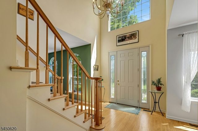 6 Sabine Ln, Hardyston Twp., NJ 07416