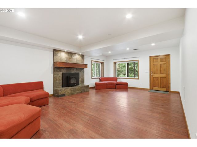 45225 Se PAHA LOOP Dr, Sandy, OR 97055