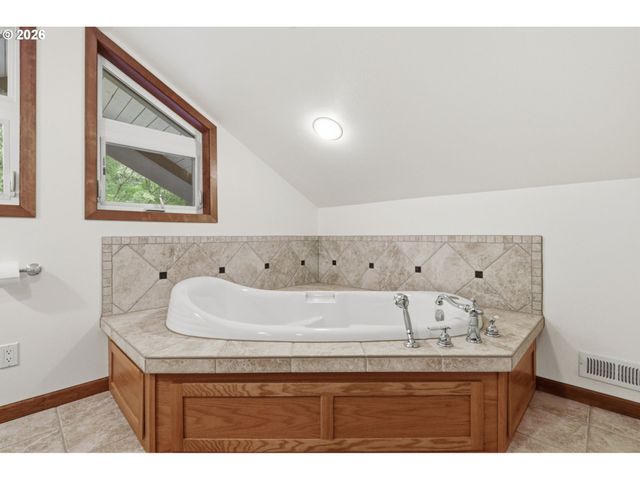 45225 Se PAHA LOOP Dr, Sandy, OR 97055