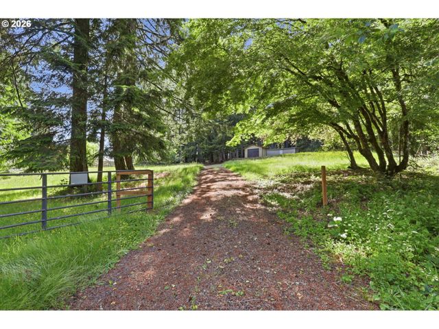 45225 Se PAHA LOOP Dr, Sandy, OR 97055