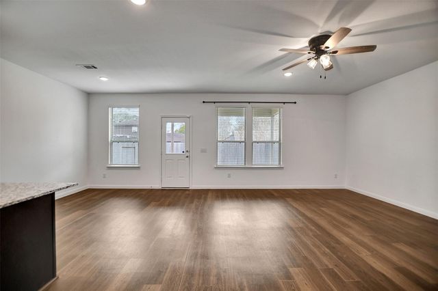 315 Appaloosa Drive, Alvin, TX 77511