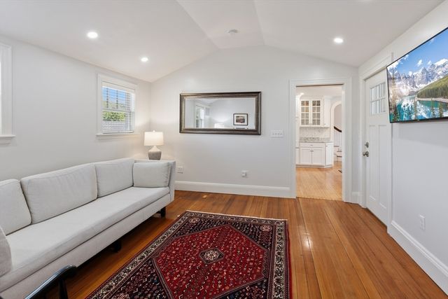 55 Gregory St, Marblehead, MA 01945