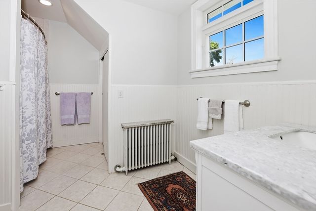 55 Gregory St, Marblehead, MA 01945