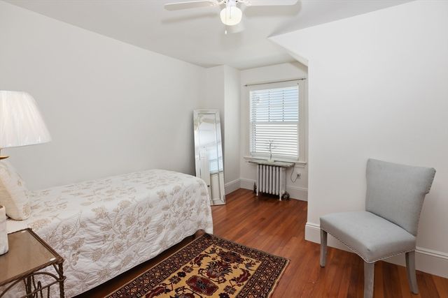 55 Gregory St, Marblehead, MA 01945