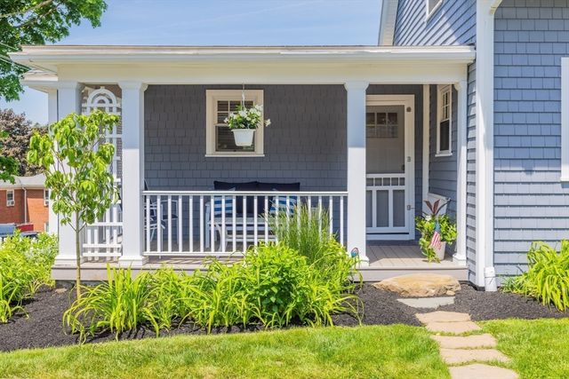 55 Gregory St, Marblehead, MA 01945