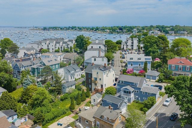 55 Gregory St, Marblehead, MA 01945