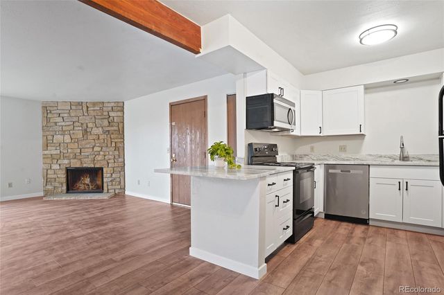 341 Wright Street 204, Lakewood, CO 80228