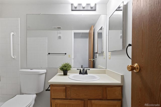 341 Wright Street 204, Lakewood, CO 80228