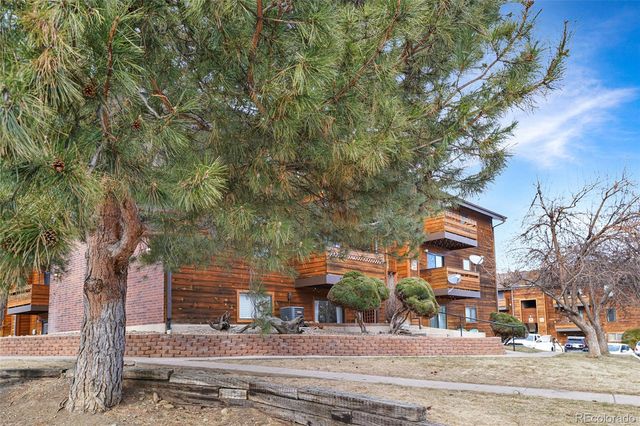 341 Wright Street 204, Lakewood, CO 80228