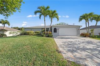 311 SW 19th LN, Cape Coral, FL 33991