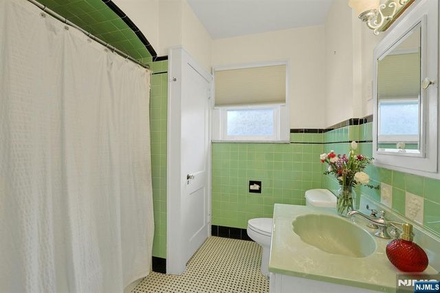 410 Tappan Road, Norwood, NJ 07648