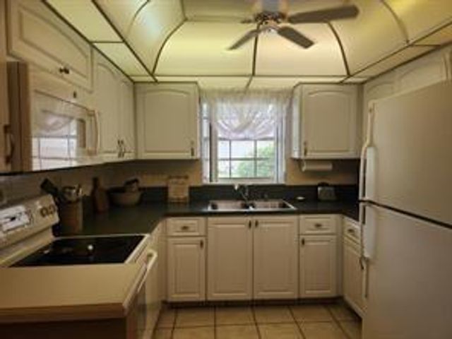 5325 Lakefront Blvd, Delray Beach, FL 33484