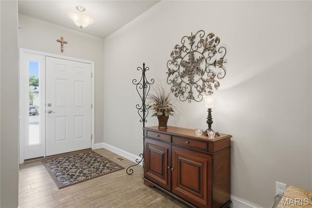 351 Champion Way Drive, Ballwin, MO 63011
