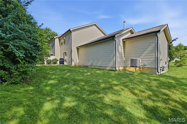 351 Champion Way Drive, Ballwin, MO 63011