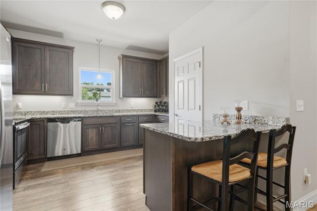 351 Champion Way Drive, Ballwin, MO 63011